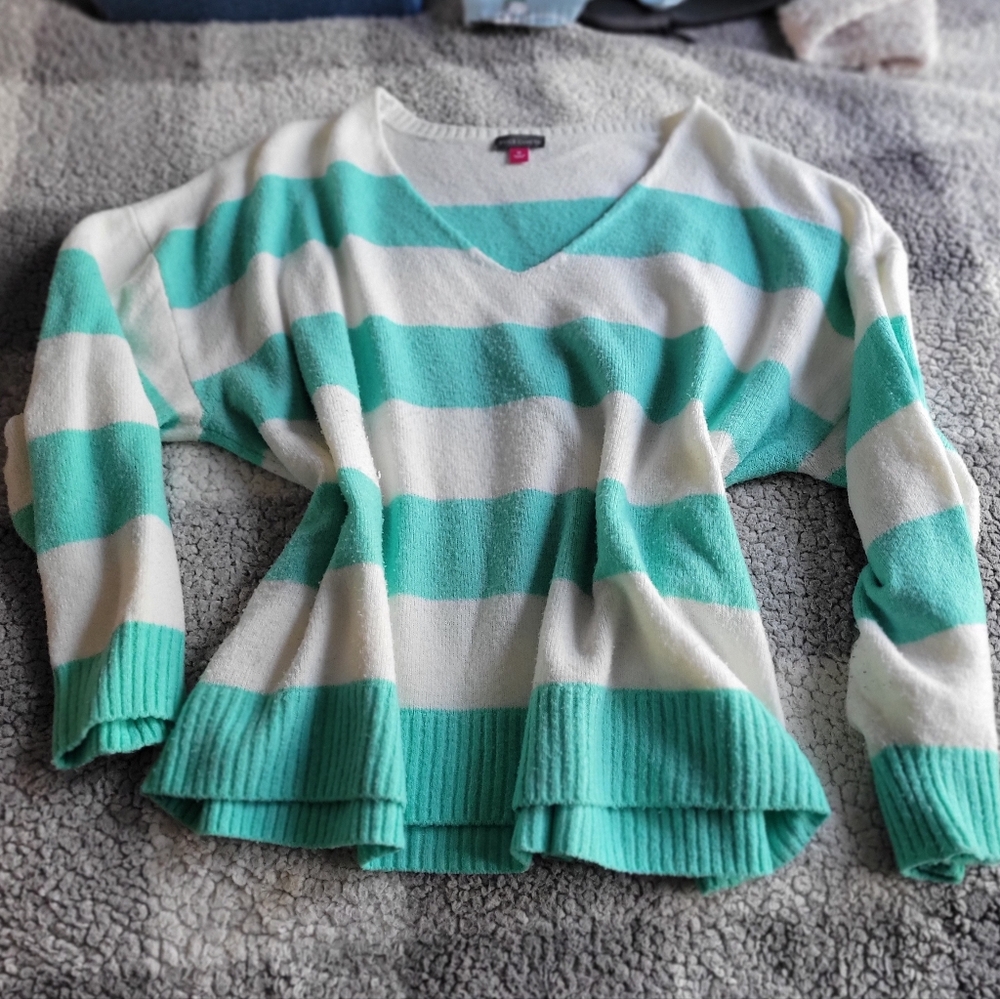 Vince Camuto Striped Knit Sweater – Women’s XL
